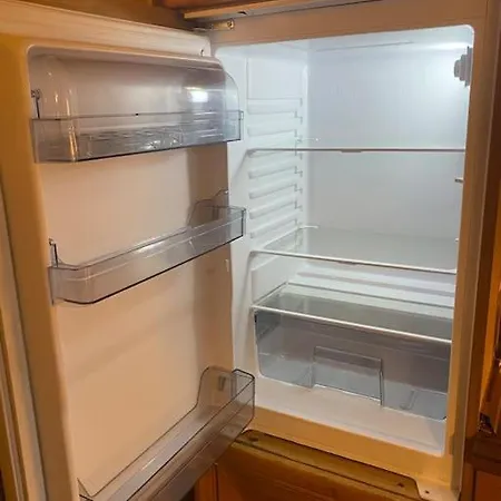 Entire Close To Hamburg, Train&airport Nearby Hébergement de vacances Norderstedt